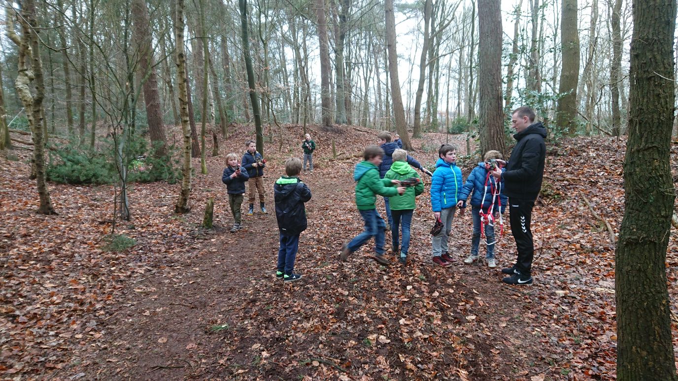 Verrassend Kinderfeestje maart 2018 / lasergame in bos en in de zaal, daarna JV-46