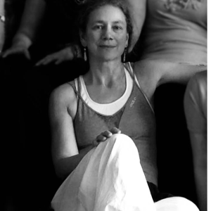 Om aan deze les mee te doen is het belangrijk dat je de basis technieken van de Pilates les beheerst en goed vol kunt houden Om aan deze les mee te doen is het belangrijk dat je de basis technieken van de Pilates les beheerst en goed vol kunt houden
